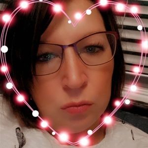 Meet your Posher, Jenn